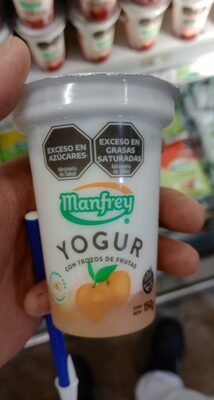 Yogur manfrey descremado fruta trozos