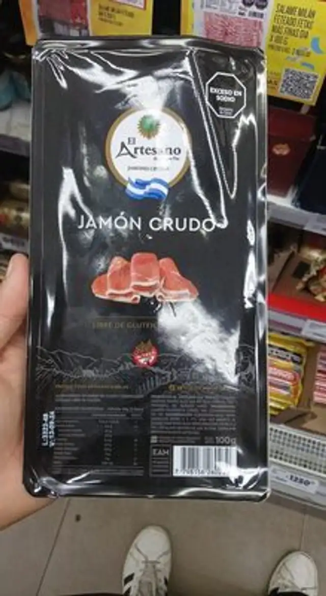 Jamón crudo front packaging