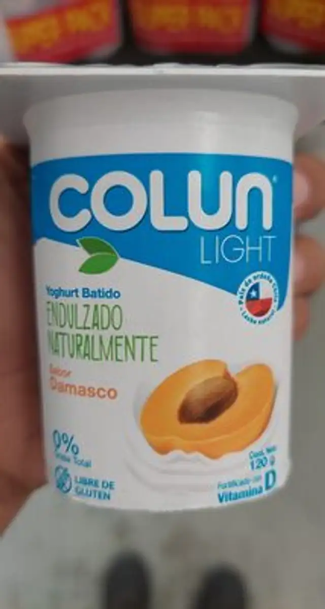 Yoghurt Light Damasco front packaging