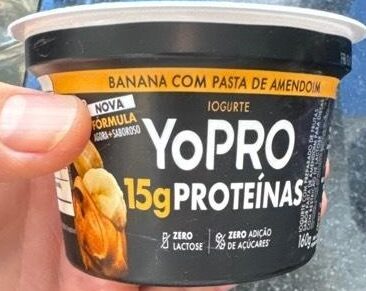 Iogurte banana com pasta de amendoim