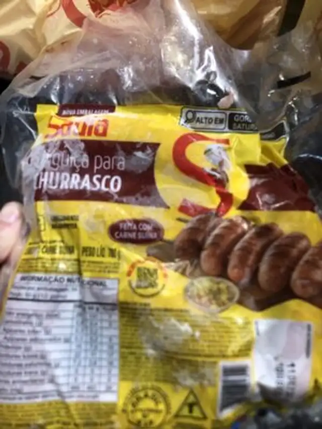 Linguiça Pra Churrasco front packaging