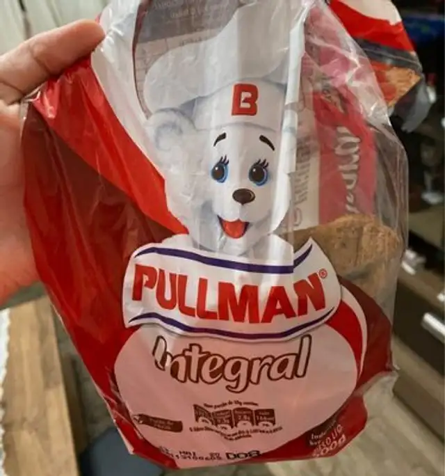 Pão intergral front packaging