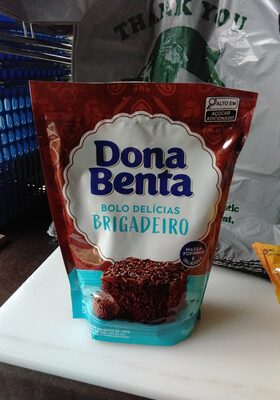 Bolo Delícias Brigadeiro front packaging