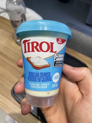 Requeijão cremoso reduzido em calorias