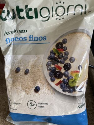 Aveia em flocos finos front packaging