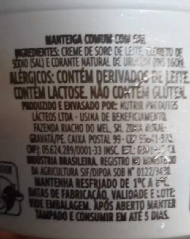 Manteiga com sal ingredients label
