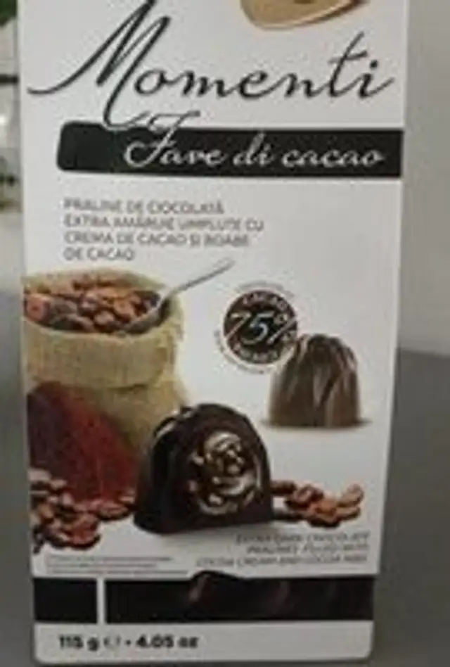 Momenti fave di cacao