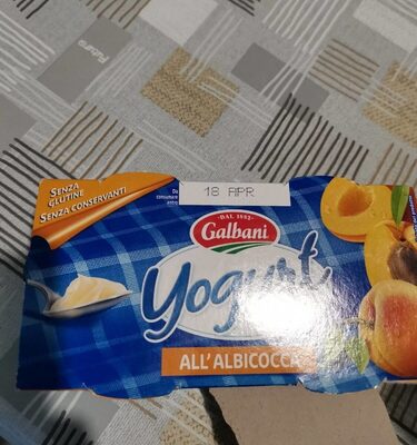 Yogurt all'albicocca front packaging