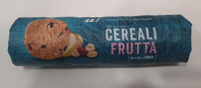 Biscotti con cereali e frutta front packaging