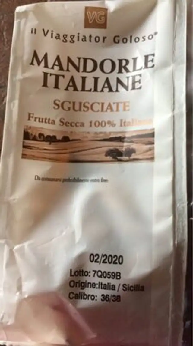 Mandorle italiane front packaging
