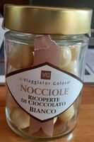 Nocciole ricoperte di cioccolato bianco