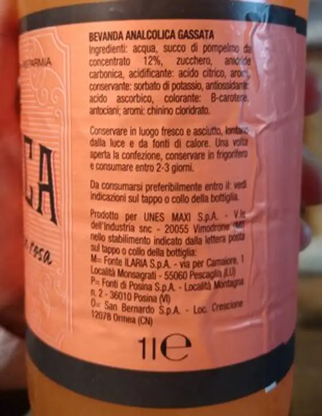 Tonica pompelmo in rosa ingredients label