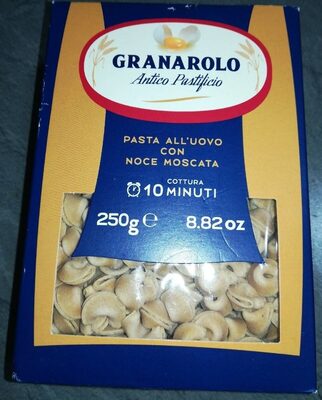 Pasta all'uovo con noce moscata