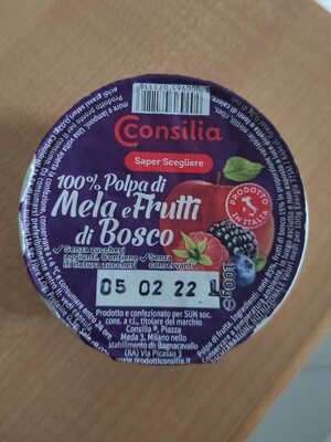 mela e frutti di bosco