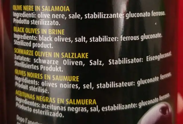 Olive nere intere in salamoia ingredients label