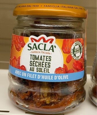 Tomates séchées au soleil avec un filet d’huile d’olive