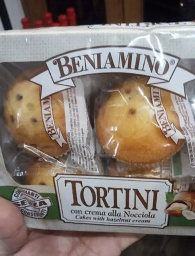 TORTINI con crema alla Nocciola front packaging
