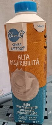 Latte microfiltrato parzialmente scremato senza lattosio