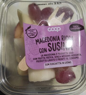 macedonia ricca con susina