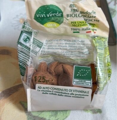 Mandorle sgusciate biologiche