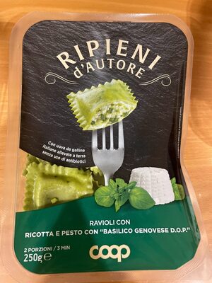 Ravioli Con Riccota E Pesto