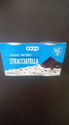 Yogurt intero stracciatella coop front packaging