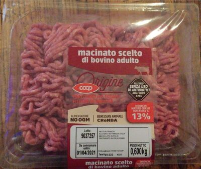 Macinato scelto di bovino e adulto front packaging