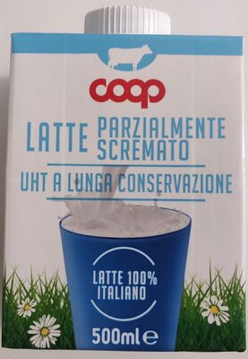 Latte UHT parzialmente scremato