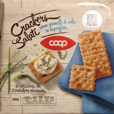 Crackers Salati senza granelli di sale in superficie