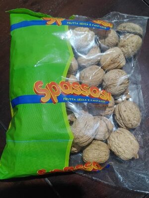 Noci in guscio front packaging