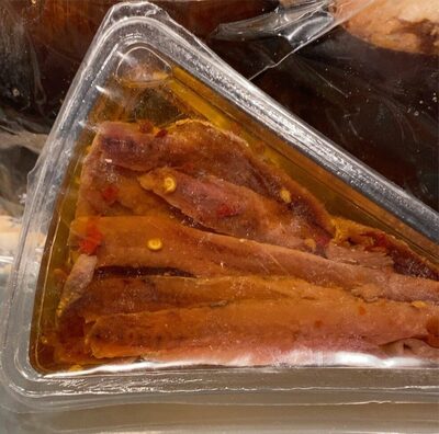 Filetti di acciughe spagnole del mar cantabrico al peperoncino front packaging