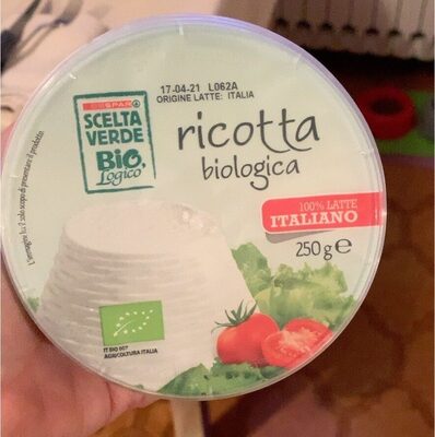 Ricotta biologica front packaging