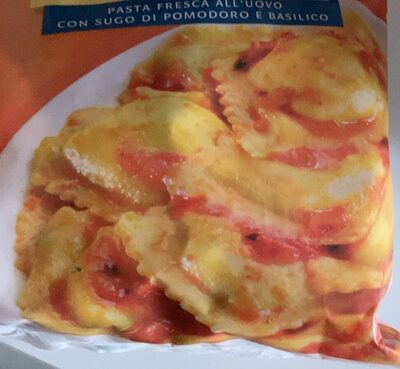 Ravioli di ricotta e spinaci al pomodoro