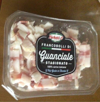 Francobolli di guanciale stagionato
