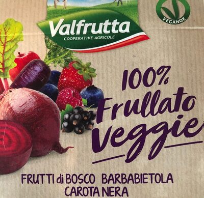 100% frullato veggie frutti di bosco barbabietola carota nera front packaging