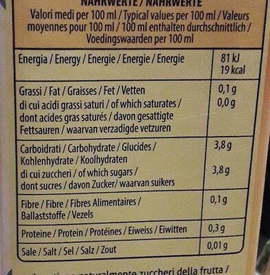 Succo d'arancia nutrition facts table