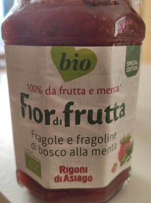Fior di frutta fragole e fragoline di bosco alla menta