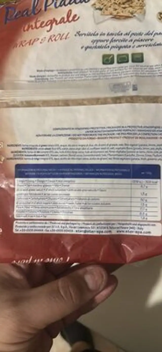 Real Piada integrale WRAP & ROLL nutrition facts table