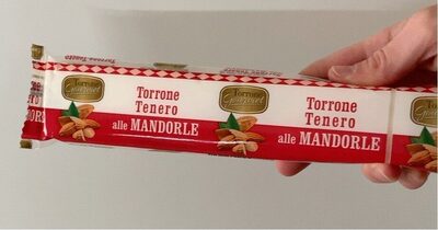 Torrone tenero alle mandorle