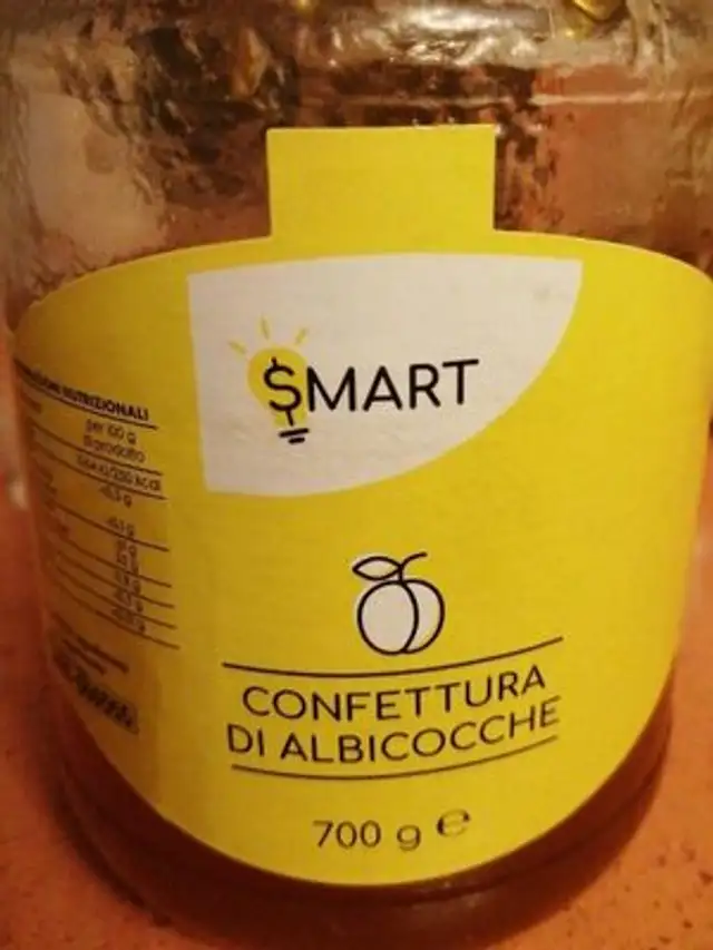 Confettura di albicocche front packaging