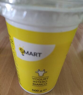 Yougurt intero bianco