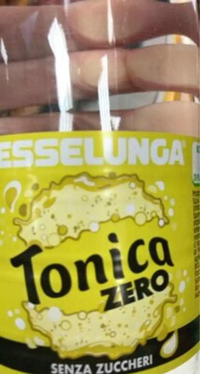 Tonica zero front packaging