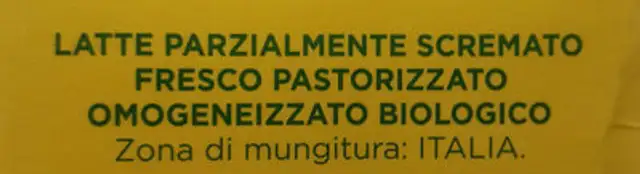 Latte fresco parzialmente scremato biologico ingredients label