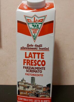 Latte fresco parzialmente scremato