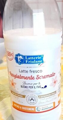 Latte fresco parzialmente scremato