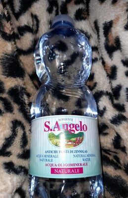 Acqua minerale naturale