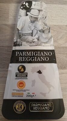 Parmigiano reggiano front packaging