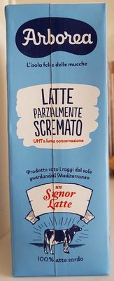 Latte parzialmente scremato
