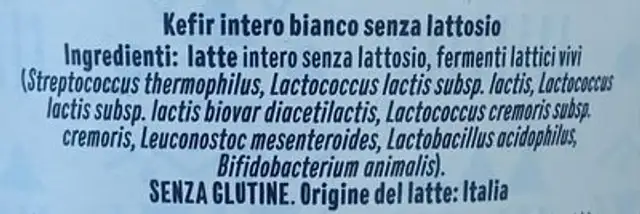 A Yo Kefir intero bianco senza lattosio ingredients label