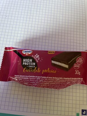high Protein snack con cioccolato proteico